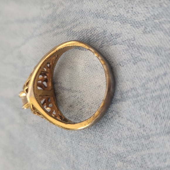 Vintage Singlet Cocktail Ring - Picture 4 of 5